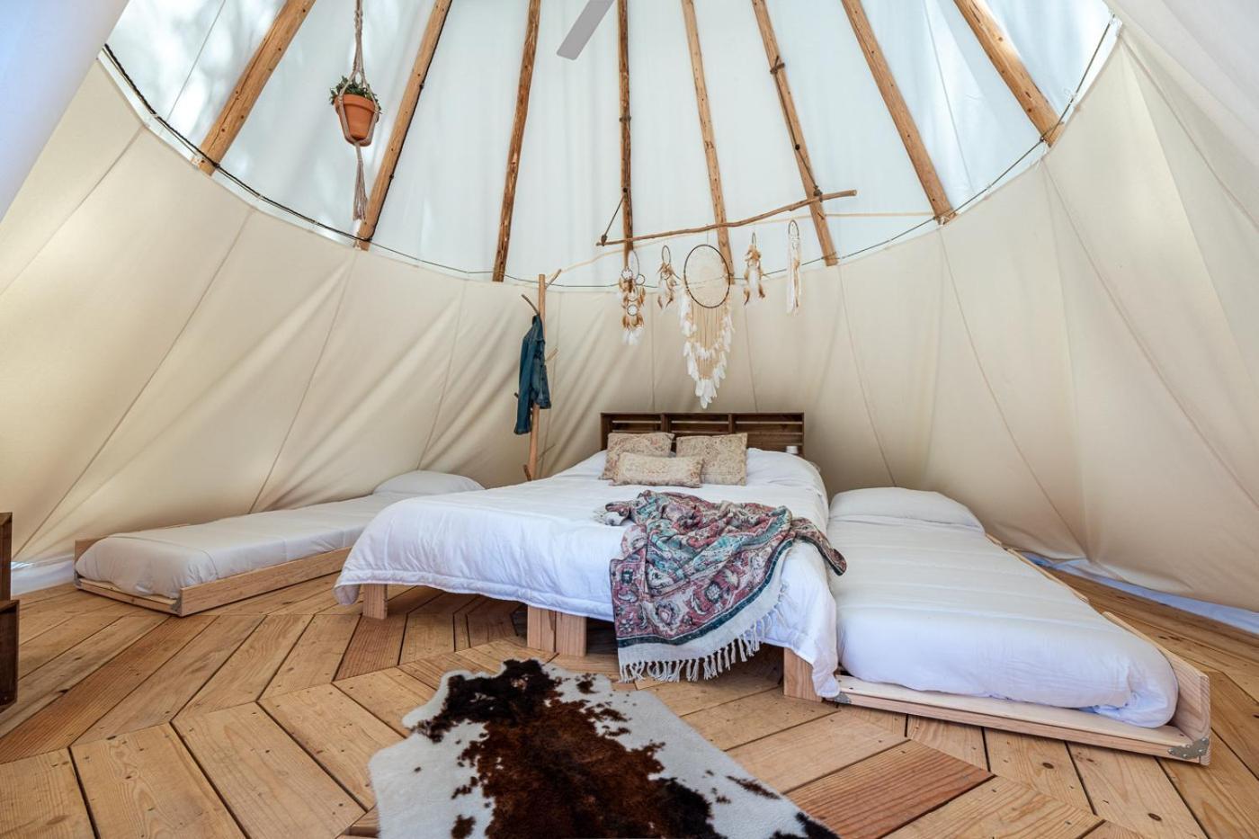 Camping Estival Torre De La Mora Тамарит Екстер'єр фото