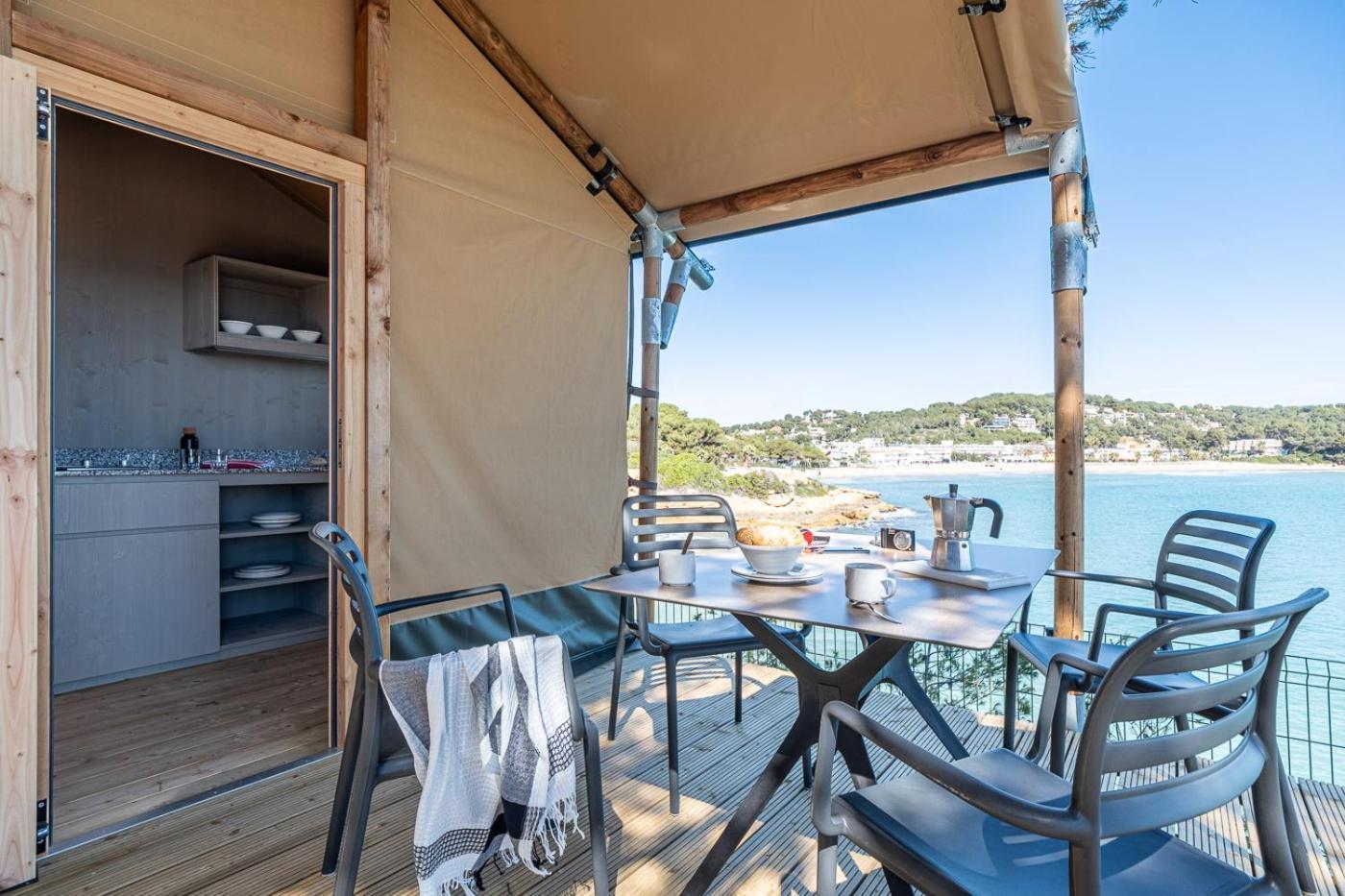 Camping Estival Torre De La Mora Тамарит Екстер'єр фото